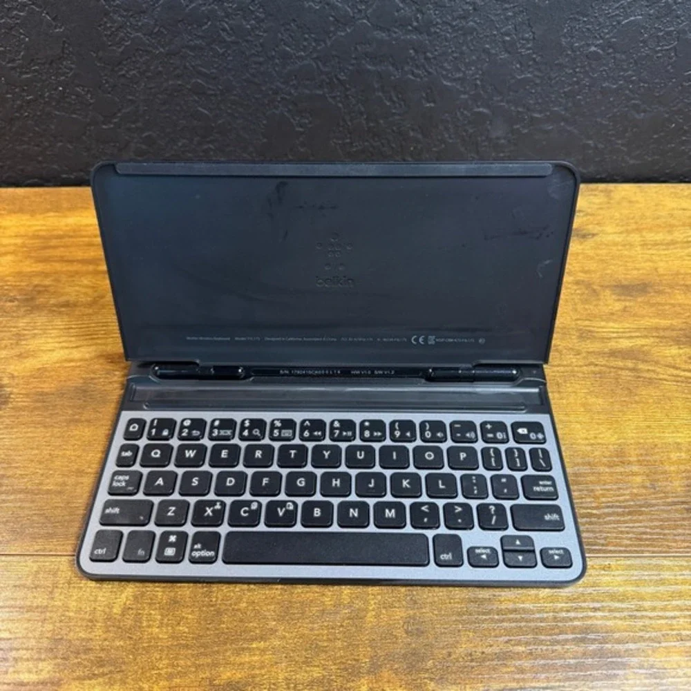 Belkin Mobile Wireless Keyboard F5L175 Black Plastic‎ Universal Accessory